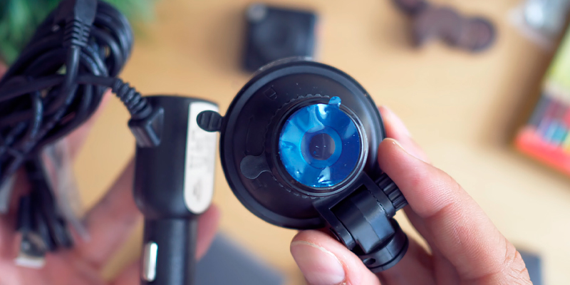 Apeman C420D 1080P Dual Lens Dash Cam with Night Vision in the use - Bestadvisor